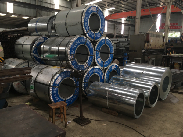 鋼結(jié)構(gòu)倉(cāng)庫(kù)施工設(shè)備