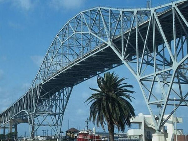 中航帶你了解一下鋼結(jié)構(gòu)平臺(tái)(圖1) 中航帶你了解一下鋼結(jié)構(gòu)平臺(tái)(圖1)