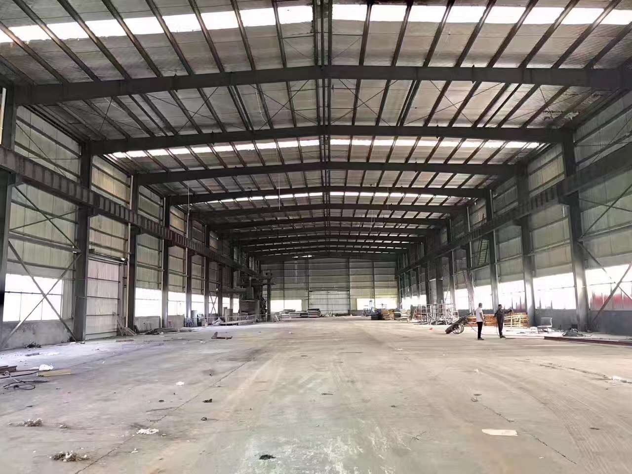 搭建東莞鋼結(jié)構(gòu)廠房時有哪些注意事項(圖2)