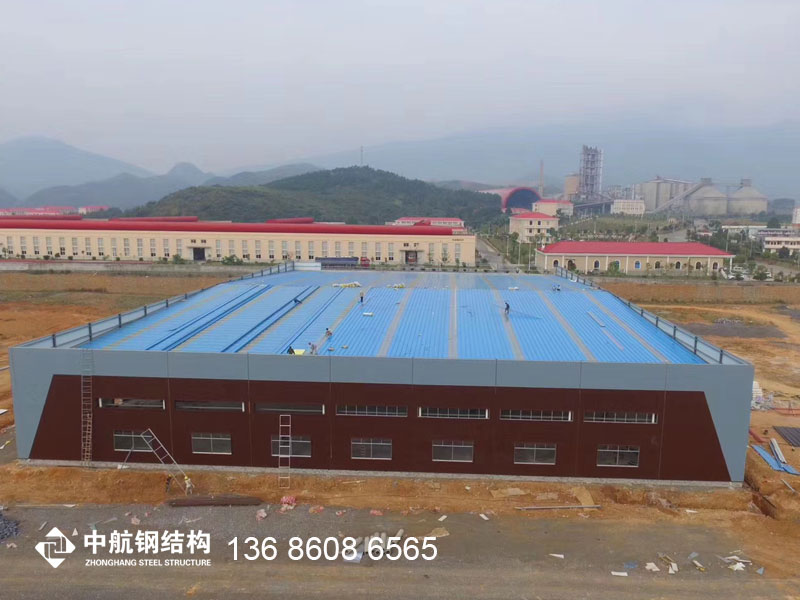 鋼結(jié)構(gòu)廠房的優(yōu)點(diǎn)及在生產(chǎn)中的作用(圖2)
