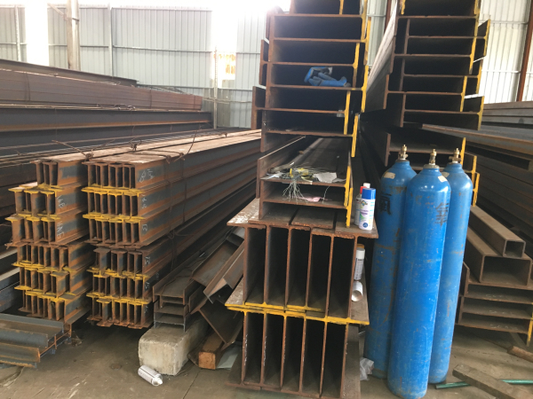 鋼結(jié)構(gòu)建筑的特點(diǎn)與性能(圖1) 鋼結(jié)構(gòu)建筑的特點(diǎn)與性能(圖1)