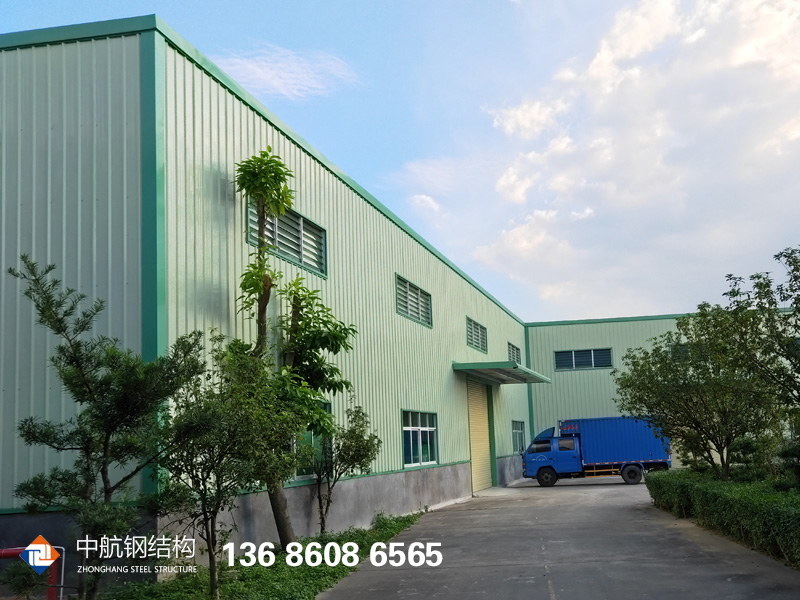 單層鋼結(jié)構(gòu)工業(yè)廠房案例